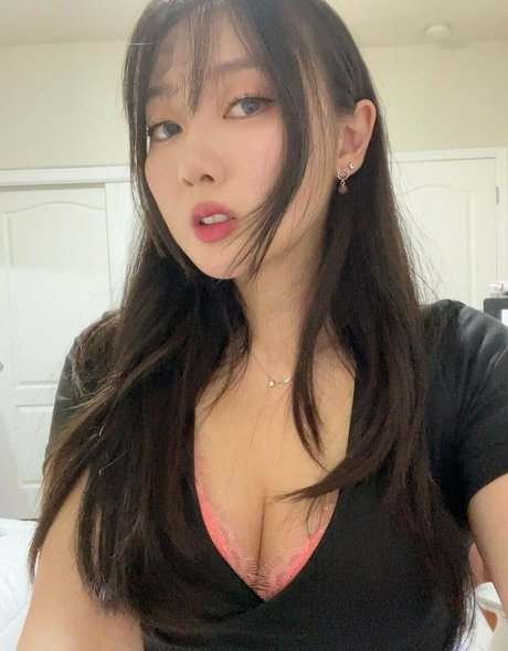 Celina Ceweina pornstar exclusive image