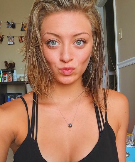 Logan Brickhouse star nude galleries