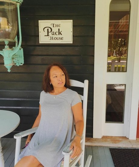 Logan Brickhouse pornstar nude photos