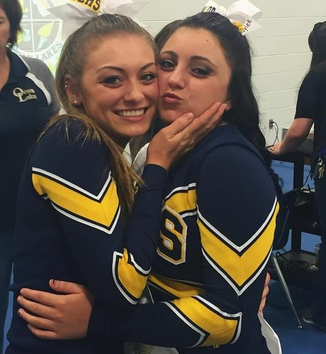 Logan Brickhouse pornstar top picture