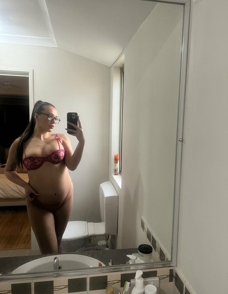 Jordan Vailini model nudes img