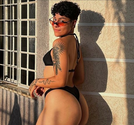 Torinha__s pornstar sexy pic