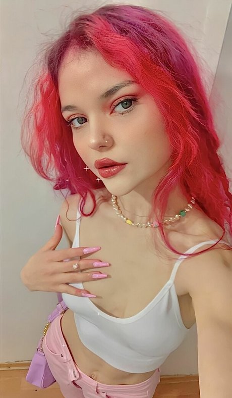 redflowerr 2 sexy star image