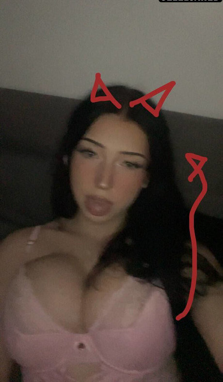 Layla Dream perfect actress pic