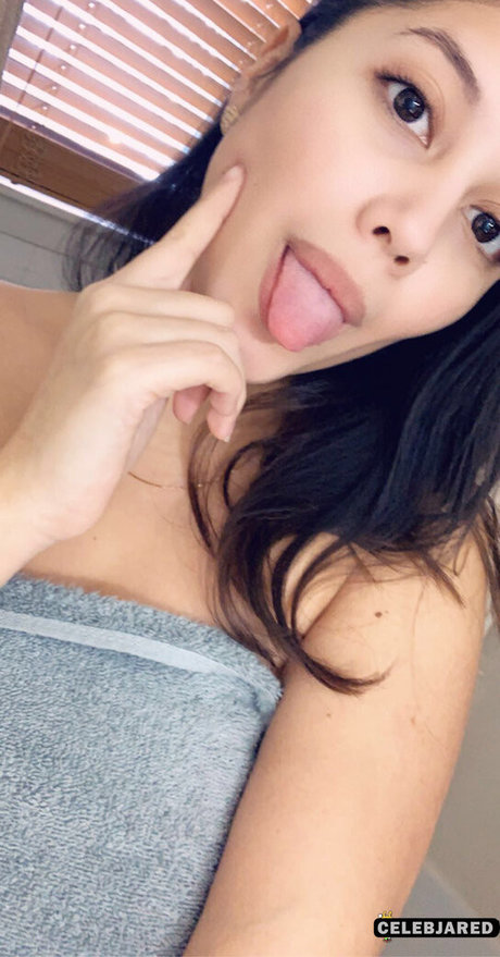 Rocio Aponte nude model archive