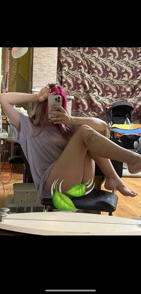 Osamochka pornstar erotic gallery