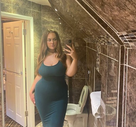 Bethany Bolton high quality actress photo