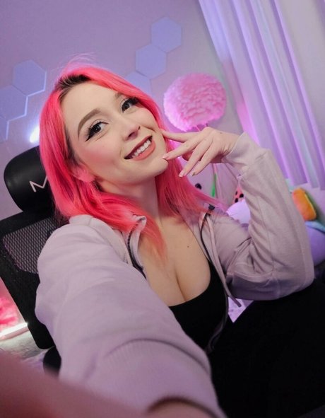 Itsqueenmanda top star images