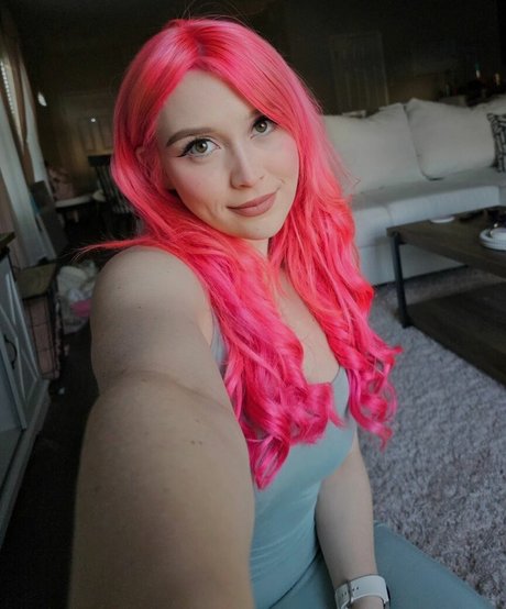 Itsqueenmanda xxx model img