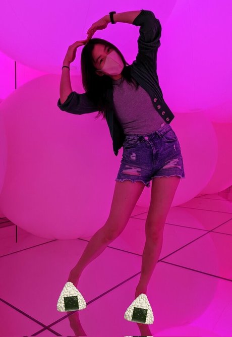 OniGiri model best pics