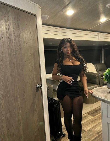 sinaimyangel model sex picture