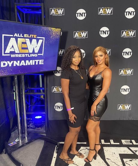 Renee Michelle pretty actress galleries