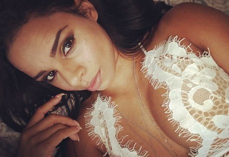 Renee Michelle pretty pornstar photos