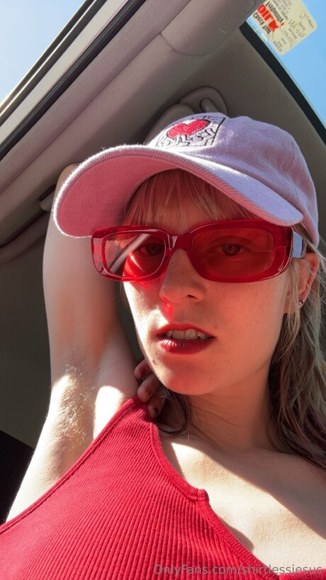 ShirtlessJesus star top picture