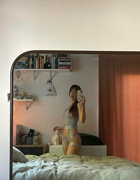 freshhel pornstar nudes picture