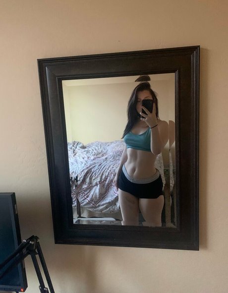 lewdkumi Profile pic