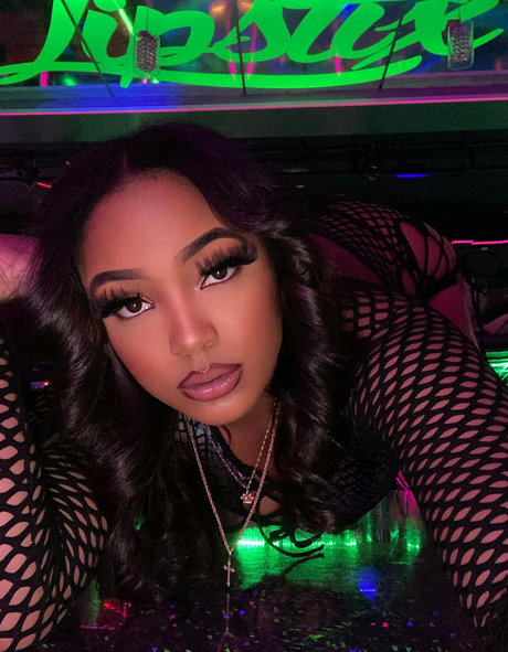 missbussdown pornstar beautiful pics