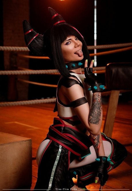 Juk Cosplay exclusive star archive