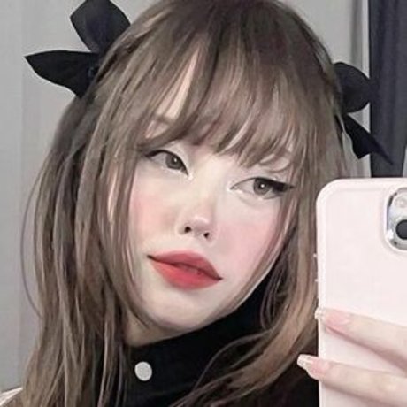 Romllr model porn img