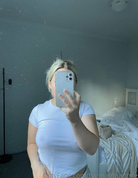 Hannah Buethke star erotic images