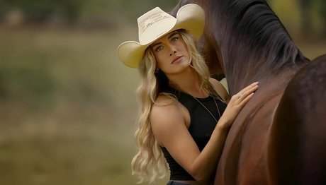 Lexi Tucker star pornographic photos