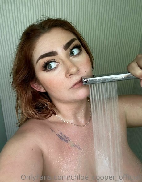 kkirafoxx erotic model photo