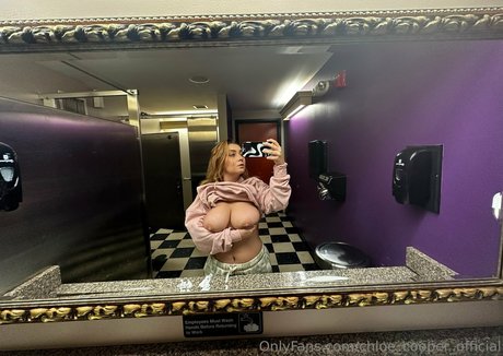 kkirafoxx erotic actress picture