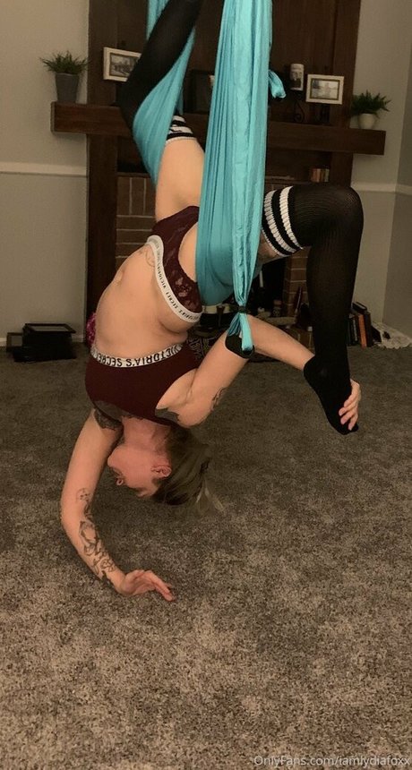 iamlydiafoxx high quality actress picture