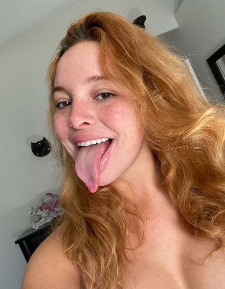 Long Tongue Fetish star pics