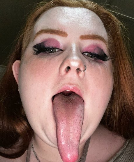 Long Tongue Fetish Profile pic