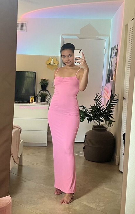 doublegemini444 star sexy picture