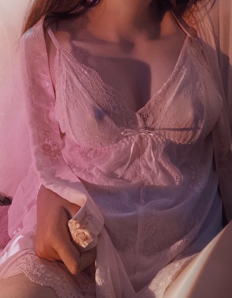 ayakamoe2910 exclusive model photo