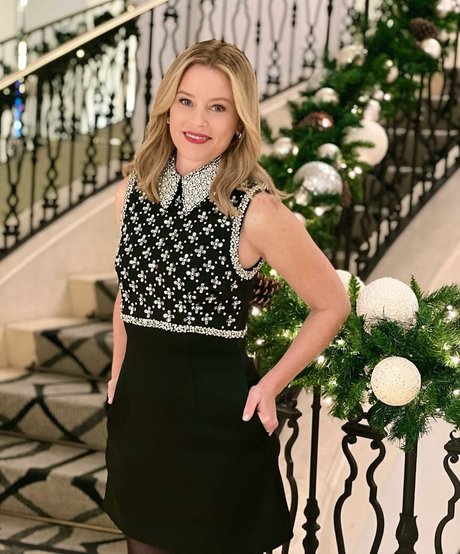 Elizabeth Banks pornstar nice images