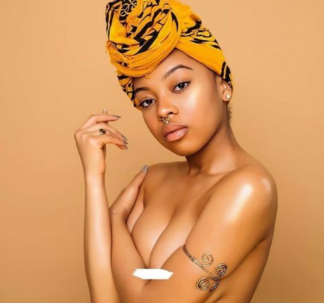 Cleopatra Lee sex pornstar archive