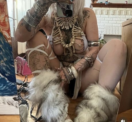 lustr0t nudes actress galleries