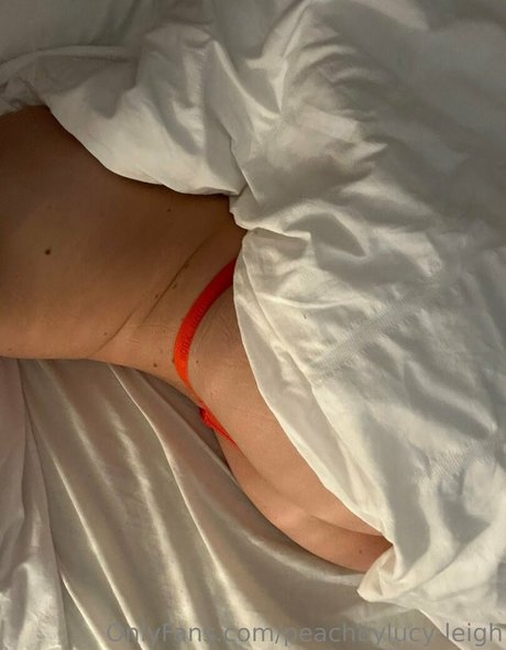 peachbylucy leigh naked actress images