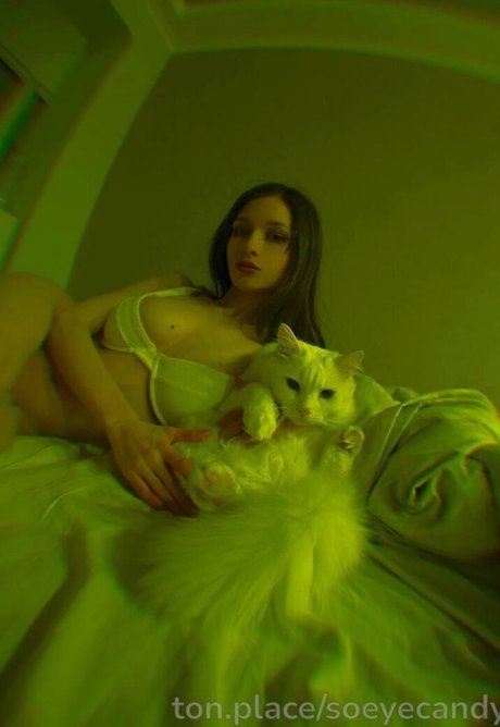 soeyecandy hd model pictures