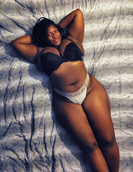 Marvelouslythiq hot actress photos