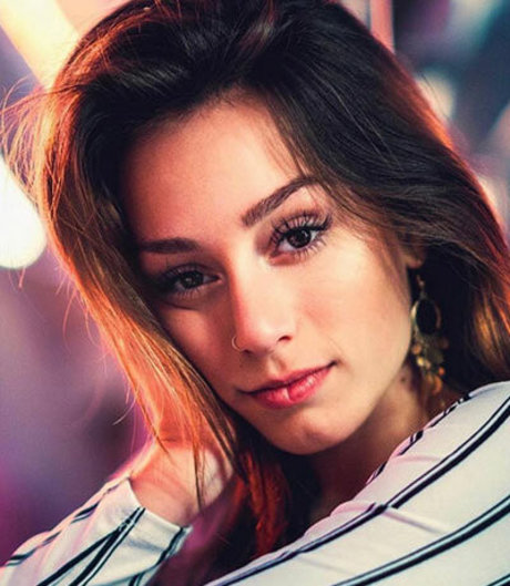 Serena Mello art star photos