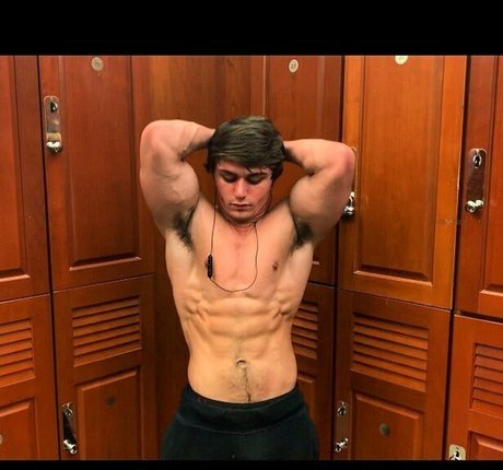 jamietylerflex pornstar art pics