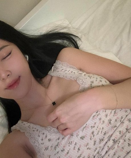 daisydslee model high quality photo