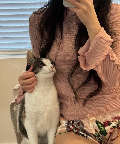 daisydslee exclusive actress galleries