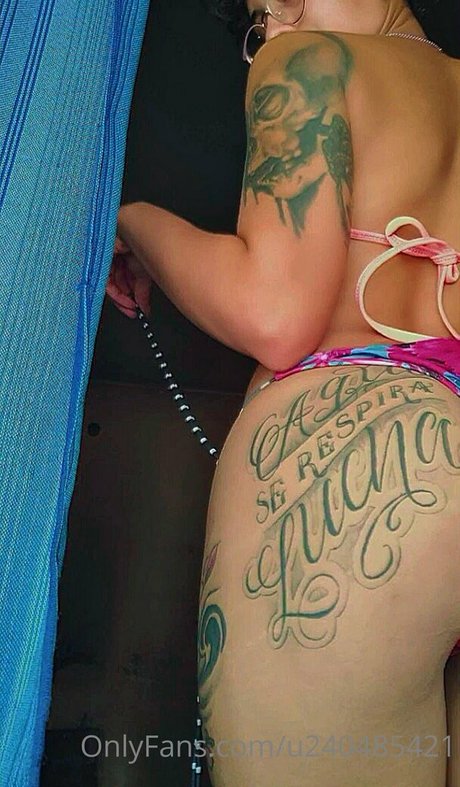 thequeenwithcurls art pornstar photo