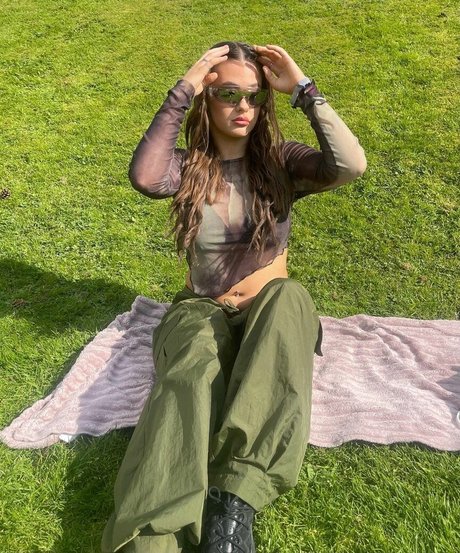 Sydney Etherington star beautiful images