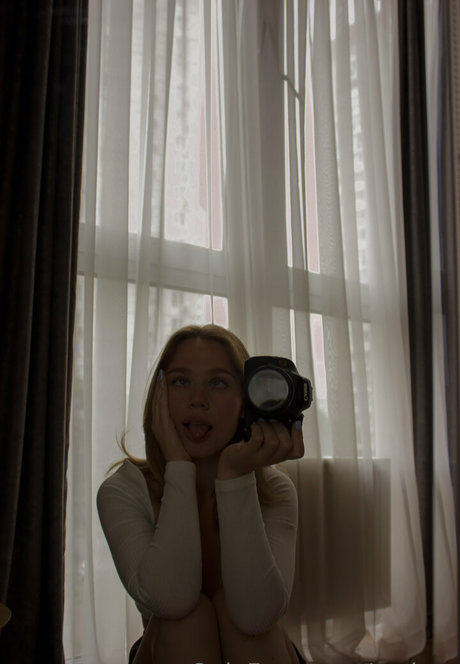 va lery high quality actress pics