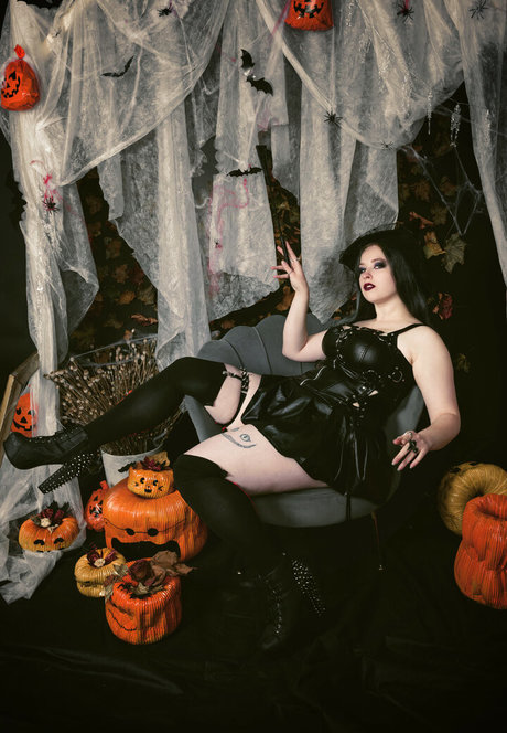 Jennybiatch star erotic gallery