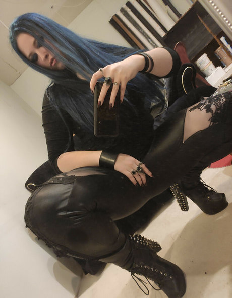 Jennybiatch model erotic galleries