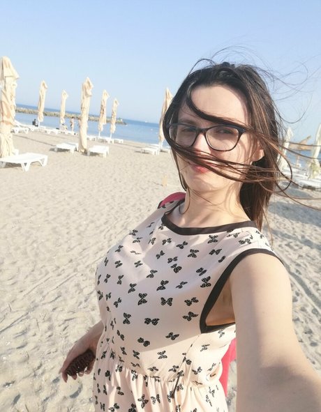 crissnight model sexy images