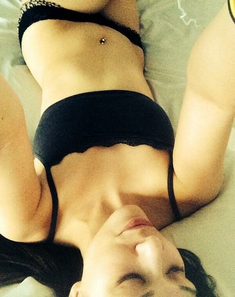 adrienneadora star xxx image