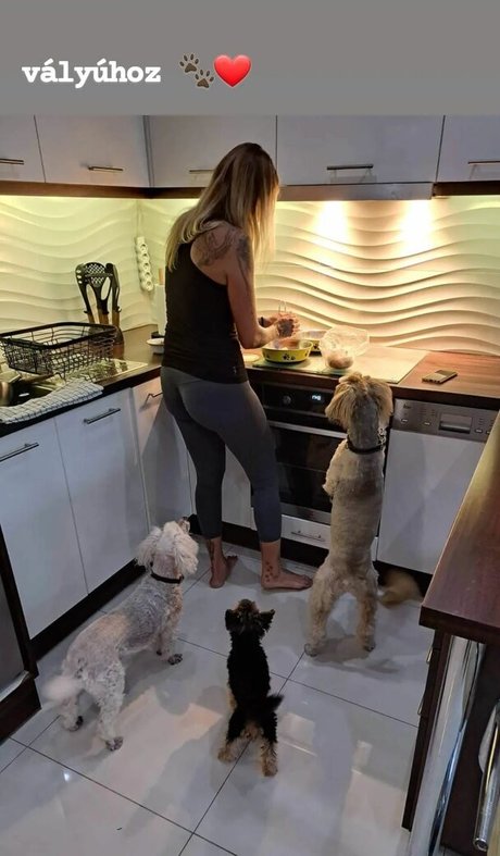 Alexandra Tokay erotic star images